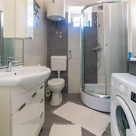 Apartamento By The Sea - 19336 *