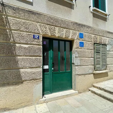 Apartament By The Sea - 19336 Zadar